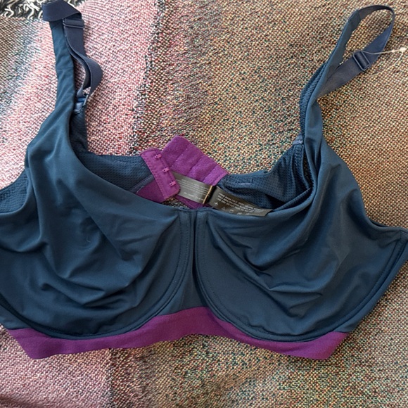 Natori Other - Natori Navy and Plum Bra